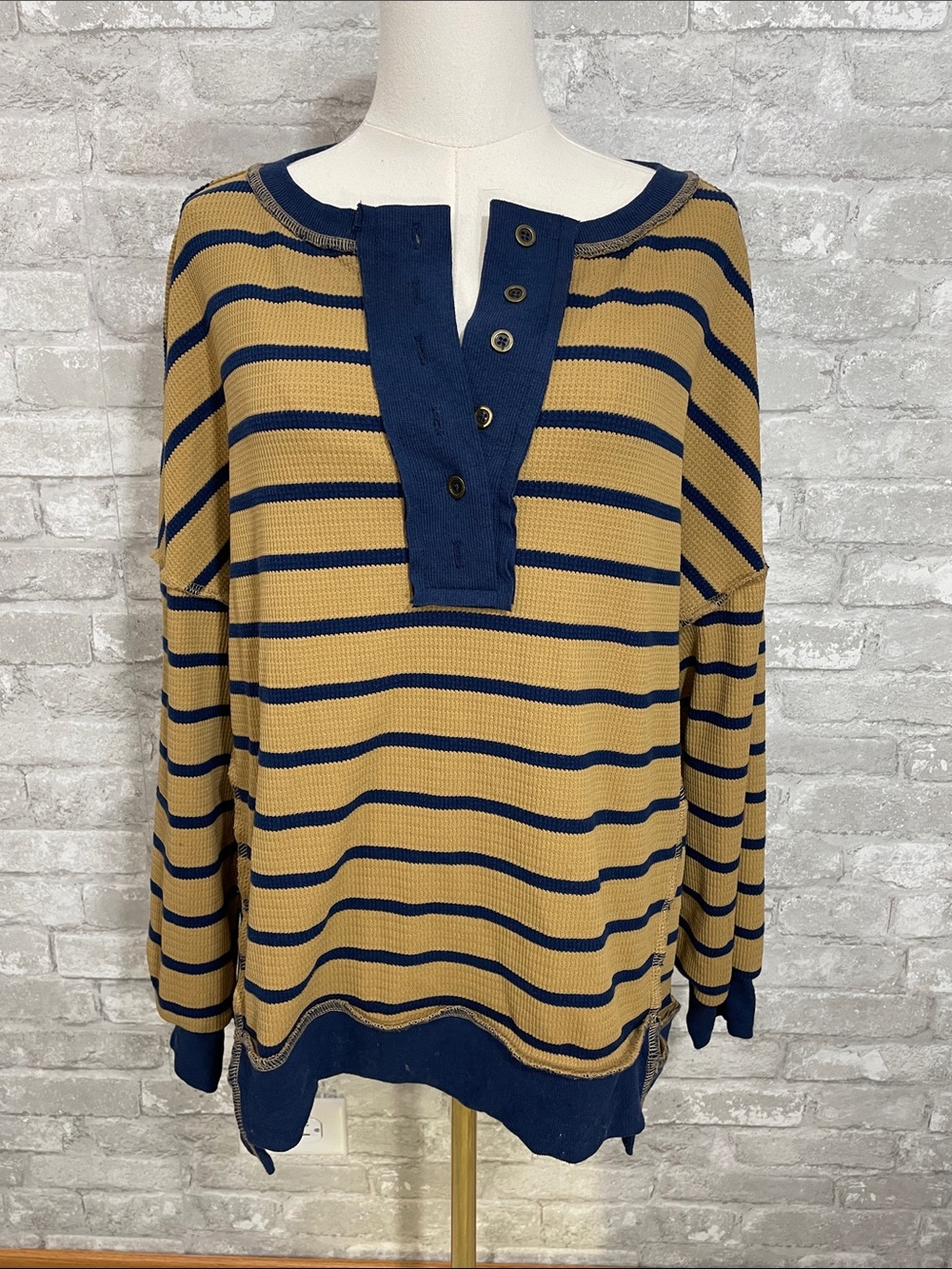 Fashion Striped Crewneck Henley Top in Tan & Navy